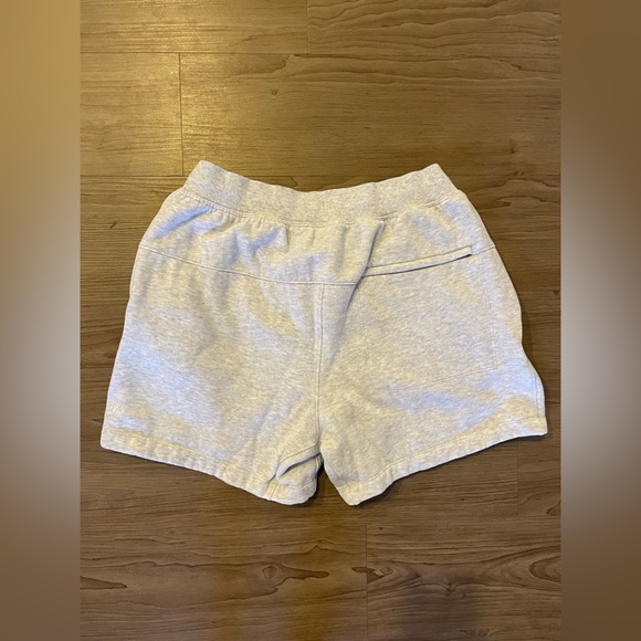 lululemon athletica Men's Steady State Classic Fit Shorts 5” - Picture 2 of 2